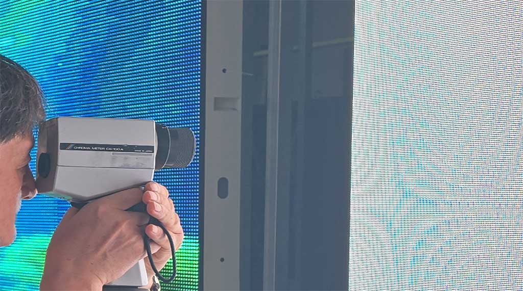 LED display manufacturing reference photograph from DFLux Global